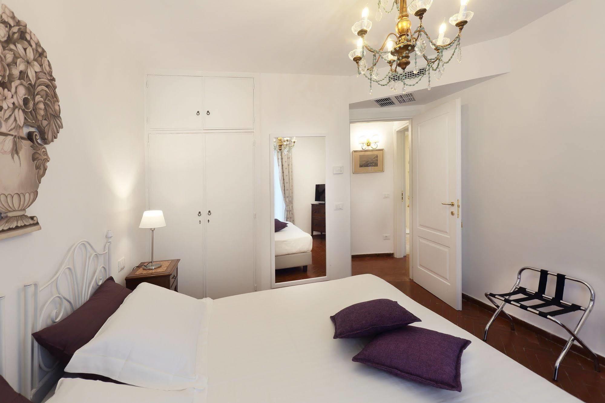 Badia Vecchia Apartment Taormina Bagian luar foto